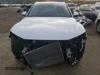 2018 Audi Q5 Premium Plus with VIN WA1BNAFY2J2204165, listed as a Copart auction lot 69651452 with 40,572 mi miles. Bid and sale history available at carsss.com. Image 5.