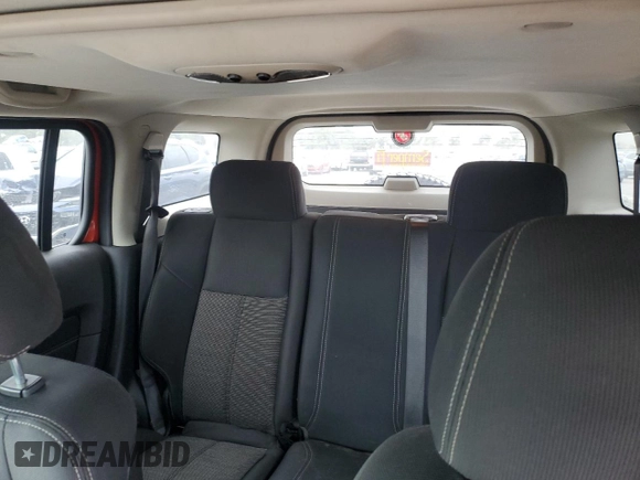 2008 Hummer H3 SUV with VIN 5GTEN13EX88174183, listed as a Copart auction lot 81412264 with 215,467 mi miles and Clean Title. Bid and sale history available at carsss.com. Image 10.