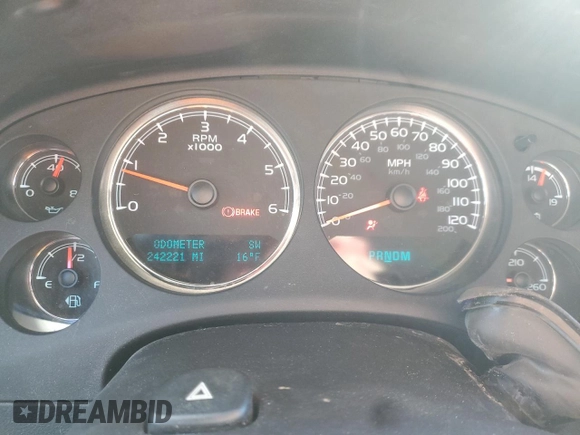 2013 Chevrolet Avalanche LS with VIN 3GNTKEE72DG221442, listed as a Copart auction lot 42138005 with 242,221 mi miles and Salvage Title. Bid and sale history available at carsss.com. Image 9.