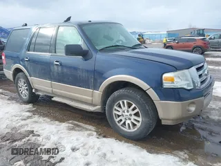 2013 Ford Expedition XLT z VIN 1FMJU1J54DEF18240, wystawiony jako IAAI lot #41657439 z przebiegiem Nie podano mil oraz . Historia ofert i sprzedaży dostępna na DreamBid. Obrazek 1.