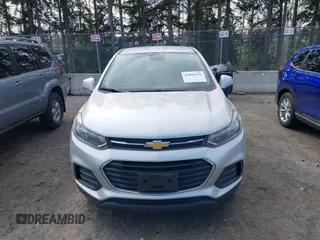 2020 Chevrolet Trax LS with VIN 3GNCJNSB5LL202191, listed as a IAAI auction lot 41885136 with 43,734 mi miles. Bid and sale history available at carsss.com. Image 13.
