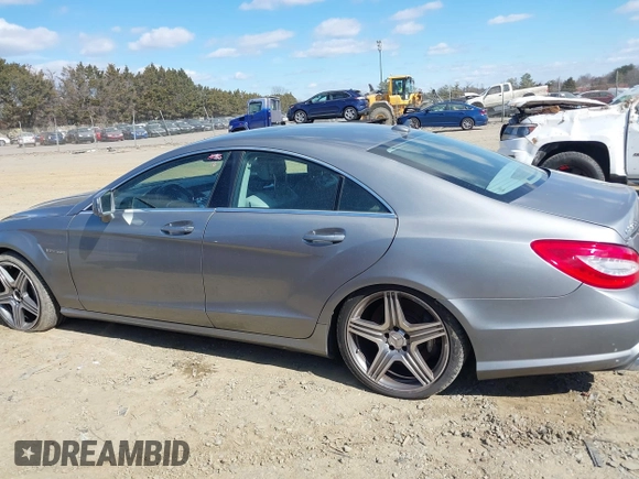 2013 Mercedes-Benz CLS-Class CLS 63 AMG with VIN WDDLJ7EB3DA081210, listed as a IAAI auction lot 41683158 with 61,423 mi miles. Bid and sale history available at carsss.com. Image 14.