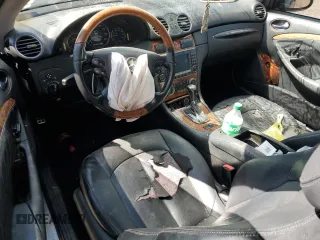 2009 Mercedes-Benz CLK 350 with VIN WDBTK56F39T108770, listed as a Copart auction lot 52892915 with 148,142 mi miles and Salvage Title. Bid and sale history available at DreamBid. Image 8.