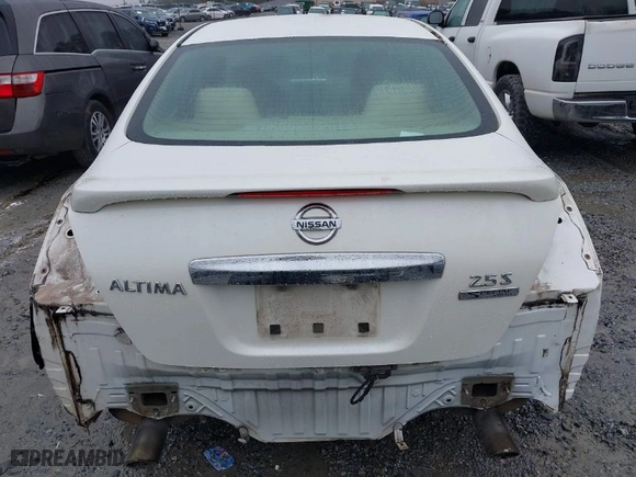 2011 Nissan Altima 2.5 SL with VIN 1N4AL2AP1BN453008, listed as a IAAI auction lot 41554383 with NaN miles. Bid and sale history available at carsss.com. Image 6.