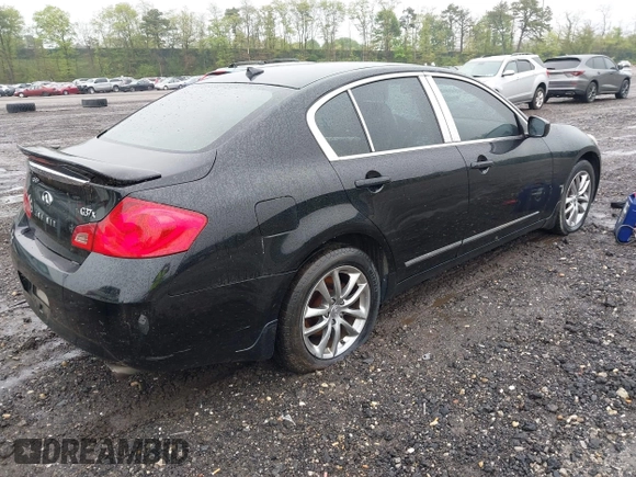 2009 Infiniti G37 x with VIN JNKCV61F79M053982, listed as a IAAI auction lot 42162785 with 197,919 mi miles. Bid and sale history available at carsss.com. Image 4.