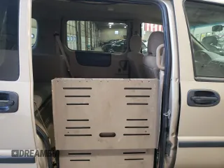 2006 Chevrolet Uplander LS Fleet with VIN 1GBDV13L76D211135, listed as a Copart auction lot 84194724 with 84,908 mi miles and Salvage Title. Bid and sale history available at carsss.com. Image 11.