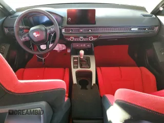 2023 Honda Civic Type R z VIN JHMFL5G4XPX001986, wystawiony jako Copart lot #75780523 z przebiegiem 1693 mil mil oraz . Historia ofert i sprzedaży dostępna na DreamBid. Obrazek 8.