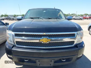2007 Chevrolet Silverado 1500 LTZ with VIN 3GCEK13M07G519978, listed as a IAAI auction lot 41975934 with 222,828 mi miles. Bid and sale history available at carsss.com. Image 12.