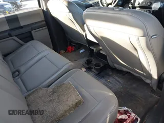 2019 Ford F-150 XL z VIN 1FTEW1CB7KKF01935, wystawiony jako IAAI lot #41224968 z przebiegiem 52 864 mil mil oraz . Historia ofert i sprzedaży dostępna na DreamBid. Obrazek 8.