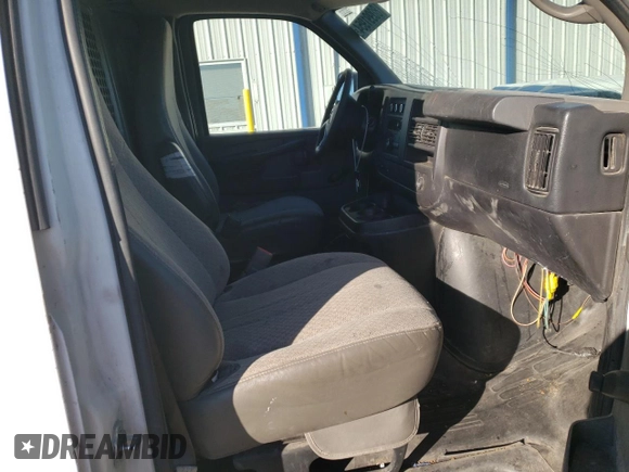 2010 Chevrolet Express Cargo with VIN 1GCZGFBA2A1167547, listed as a Copart auction lot 80991954 with 172,818 mi miles and Salvage title. Bid and sale history available at DreamBid. Image 12.