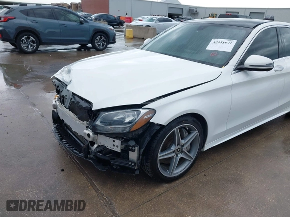 2018 Mercedes-Benz C 300 с VIN WDDWF4JB6JR373532, выставлен на аукционе IAAI как лот 42458931 с пробегом 83 804 миль миль и . История ставок и продаж доступна на DreamBid. Изображение 6.