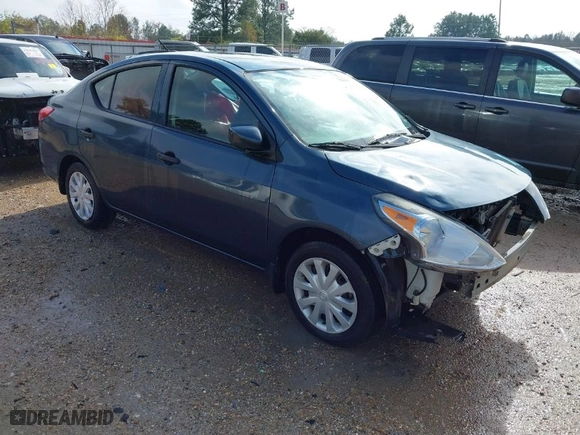 2016 Nissan Versa SV with VIN 3N1CN7APXGL849619, listed as a IAAI auction lot 41046452 with 88,500 mi miles. Bid and sale history available at carsss.com. Image 1.