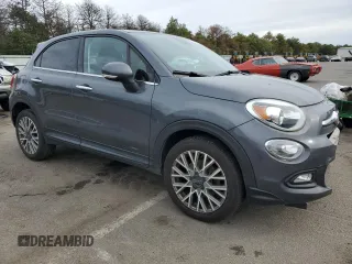 2017 FIAT 500X Lounge z VIN ZFBCFYDB9HP624651, wystawiony jako Copart lot #73388714 z przebiegiem 70 597 mil mil oraz Szkoda całkowita • Salvage title. Historia ofert i sprzedaży dostępna na DreamBid. Obrazek 4.