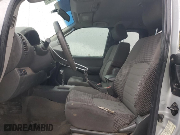 2006 Nissan Frontier SE z VIN 1N6AD06U16C416677, wystawiony jako Copart lot #47777995 z przebiegiem 173 997 mil mil oraz Szkoda całkowita • Salvage title. Historia ofert i sprzedaży dostępna na DreamBid. Obrazek 7.