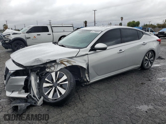 2019 Nissan Altima 2.5 SV with VIN 1N4BL4DV7KC125758, listed as a Copart auction lot 47799055 with 87,846 mi miles and Salvage Title. Bid and sale history available at carsss.com. Image 1.