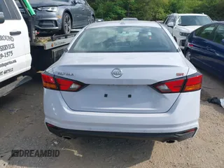 2025 Nissan Altima SR with VIN 1N4BL4CV0SN361223, listed as a IAAI auction lot 42152685 with 3,587 mi miles and . Bid and sale history available at DreamBid. Image 15.
