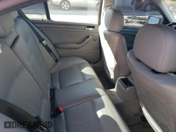 2003 BMW 3 Series 330i with VIN WBAEV53443KM31143, listed as a Copart auction lot 76634794 with 0 mi miles and Non Repairable. Bid and sale history available at carsss.com. Image 10.