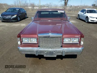 1986 Lincoln Town Car z VIN 1LNBP96FXGY609804, wystawiony jako Copart lot #54846575 z przebiegiem Nie podano mil oraz Nie do naprawy • Non repairable. Historia ofert i sprzedaży dostępna na DreamBid. Obrazek 5.