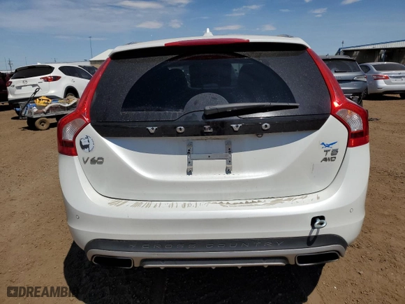 2016 Volvo V60 Cross Country T5 Platinum with VIN YV4612HM5G1019607, listed as a Copart auction lot 61407053 with 78,307 mi miles. Bid and sale history available at carsss.com. Image 6.
