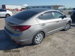 2020 Hyundai Elantra SE with VIN KMHD74LF7LU105230, listed as a IAAI auction lot 41997855 with 119,456 mi miles. Bid and sale history available at carsss.com. Image 4.