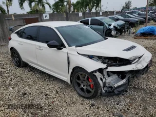 2023 Honda Civic Type R z VIN JHMFL5G48PX002084, wystawiony jako Copart lot #62284134 z przebiegiem 8 604 mil mil oraz Szkoda całkowita • Salvage title. Historia ofert i sprzedaży dostępna na DreamBid. Obrazek 4.