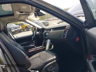 2015 Land Rover Range Rover HSE with VIN SALGS2VF7FA231099, listed as a IAAI auction lot 42103387 with 85,620 mi miles and . Bid and sale history available at DreamBid. Image 5.