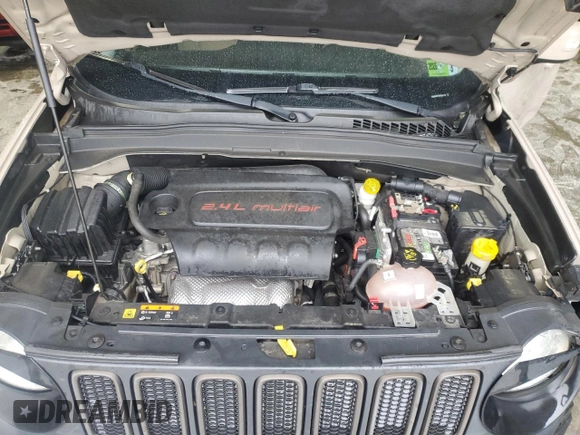 2016 Jeep Renegade Latitude with VIN ZACCJBBT4GPD21105, listed as a Copart auction lot 78734764 with 118,650 mi miles and Salvage Title. Bid and sale history available at carsss.com. Image 11.