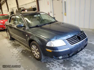 2003 Volkswagen Passat GLS with VIN WVWPD63BX3P094659, listed as a Copart auction lot 50114224 with 203,762 mi miles and Salvage Title. Bid and sale history available at carsss.com. Image 4.