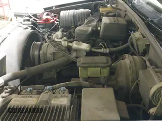 1997 Chevrolet Suburban с VIN 3GNEC16R6VG177641, выставлен на аукционе IAAI как лот 42146780 с пробегом 263 676 миль миль и . История ставок и продаж доступна на DreamBid. Изображение 12.