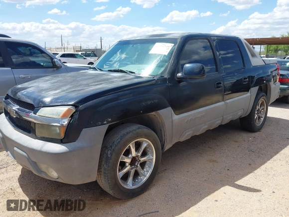 2002 Chevrolet Avalanche z VIN 3GNEC13T22G300623, wystawiony jako IAAI lot #42394549 z przebiegiem 272 961 mil mil oraz . Historia ofert i sprzedaży dostępna na DreamBid. Obrazek 2.