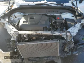 2018 Volvo XC60 Momentum z VIN LYVA22RK4JB113565, wystawiony jako Copart lot #45884295 z przebiegiem 69 389 mil mil oraz Szkoda całkowita • Salvage title. Historia ofert i sprzedaży dostępna na DreamBid. Obrazek 13.
