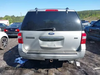 2011 Ford Expedition Limited with VIN 1FMJU1K56BEF07381, listed as a IAAI auction lot 42012025 with 262,730 mi miles. Bid and sale history available at carsss.com. Image 16.