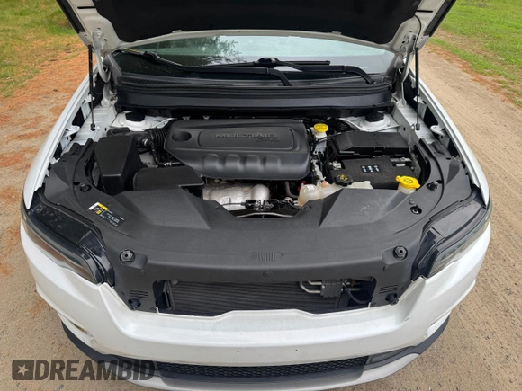 2020 Jeep Cherokee Limited with VIN 1C4PJLDB8LD614381, listed as a Copart auction lot 62966945 with 120,473 mi miles and Clean title. Bid and sale history available at DreamBid. Image 7.
