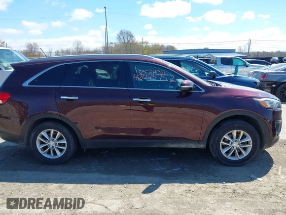 2017 Kia Sorento LX with VIN 5XYPG4A34HG192880, listed as a IAAI auction lot 42045752 with 150,772 mi miles. Bid and sale history available at carsss.com. Image 12.