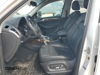 2017 Audi Q5 Premium Plus z VIN WA1L2AFP6HA084973, wystawiony jako Copart lot #56298475 z przebiegiem 77 553 mil mil oraz Tytuł czysty. Historia ofert i sprzedaży dostępna na DreamBid. Obrazek 7.