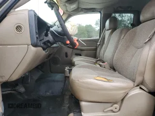 2003 Chevrolet Silverado 1500 with VIN 2GCEC19V831392171, listed as a Copart auction lot 80560884 with 227,041 mi miles and Salvage Title. Bid and sale history available at carsss.com. Image 7.