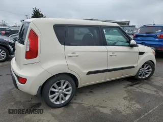 2013 Kia Soul + with VIN KNDJT2A63D7772967, listed as a Copart auction lot 47873735 with 114,996 mi miles and Salvage Title. Bid and sale history available at DreamBid. Image 3.