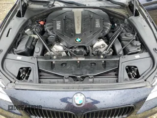 2012 BMW 5 Series 550i xDrive z VIN WBAFU9C54CC787576, wystawiony jako Copart lot #55934525 z przebiegiem 157 140 mil mil oraz Szkoda całkowita • Salvage title. Historia ofert i sprzedaży dostępna na DreamBid. Obrazek 11.