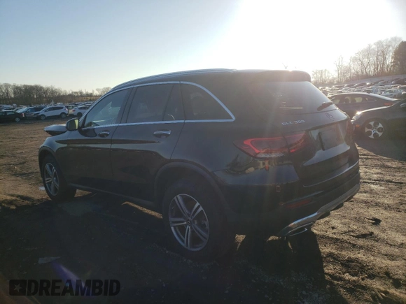2021 Mercedes-Benz GLC with VIN W1N0G8EB2MV309166, listed as a Copart auction lot 70754942 with 26,052 mi miles. Bid and sale history available at carsss.com. Image 2.