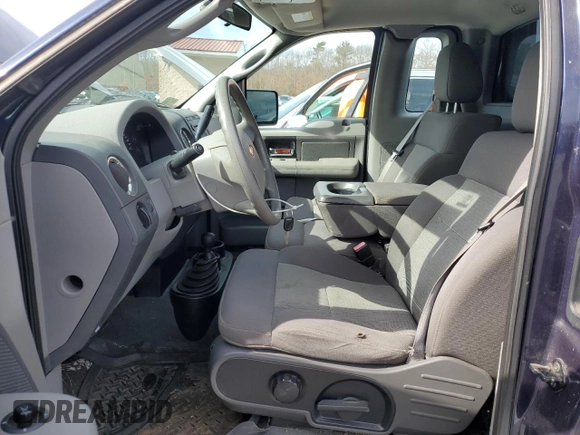 2004 Ford F-150 XL with VIN 1FTRF14W84NA81011, listed as a Copart auction lot 46833595 with 93,782 mi miles and Clean Title. Bid and sale history available at DreamBid. Image 7.