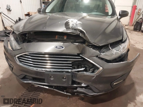2019 Ford Fusion SE with VIN 3FA6P0HD9KR103813, listed as a IAAI auction lot 41471645 with 89,249 mi miles and . Bid and sale history available at carsss.com. Image 6.