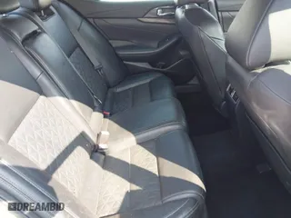 2017 Nissan Maxima SR with VIN 1N4AA6AP2HC401968, listed as a IAAI auction lot 40267157 with 94,254 mi miles. Bid and sale history available at carsss.com. Image 8.