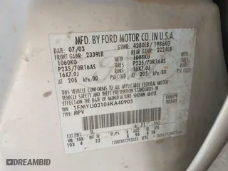 2004 Ford Escape XLT with VIN 1FMYU03104KA40905, listed as a IAAI auction lot 41874929 with 241,187 mi miles. Bid and sale history available at carsss.com. Image 9.