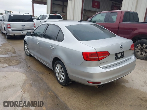 2015 Volkswagen Jetta Sedan 1.8T SE with VIN 3VWD17AJ8FM336528, listed as a IAAI auction lot 42013023 with 89,972 mi miles. Bid and sale history available at carsss.com. Image 3.