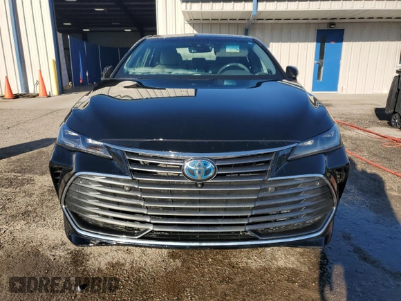 2019 Toyota Avalon Limited Hybrid z VIN 4T1B21FB3KU008344, wystawiony jako Copart lot #84662964 z przebiegiem 127 254 mil mil oraz Szkoda całkowita • Salvage title. Historia ofert i sprzedaży dostępna na DreamBid. Obrazek 5.