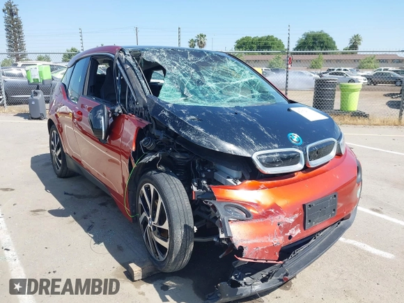 2015 BMW i3 z VIN WBY1Z4C52FV502771, wystawiony jako IAAI lot #42174110 z przebiegiem 131 737 mil mil oraz . Historia ofert i sprzedaży dostępna na DreamBid. Obrazek 1.