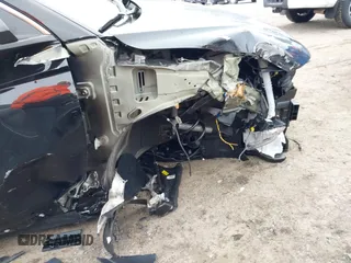 2024 Hyundai Tucson SEL z VIN KM8JBCDE8RU313983, wystawiony jako IAAI lot #41335706 z przebiegiem 14 185 mil mil oraz . Historia ofert i sprzedaży dostępna na DreamBid. Obrazek 6.