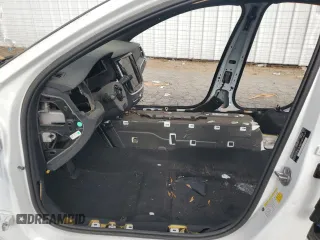 2024 Volvo S60 Plus Black Edition with VIN 7JRH60FHXRG310578, listed as a Copart auction lot 83423344 with Not provided miles and Clean title. Bid and sale history available at DreamBid. Image 7.