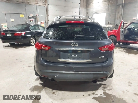 2010 Infiniti FX with VIN JN8AS1MW7AM853691, listed as a IAAI auction lot 41952368 with 198,659 mi miles. Bid and sale history available at carsss.com. Image 16.
