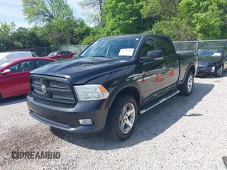 2011 Ram 1500 Big Horn с VIN 1D7RV1GT6BS582620, выставлен на аукционе IAAI как лот 42259090 с пробегом 165 612 миль миль и . История ставок и продаж доступна на DreamBid. Изображение 2.